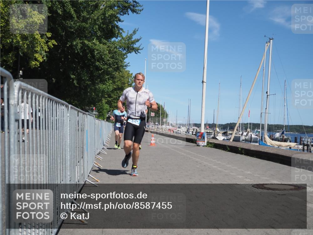 17.08.2025 - KN Förde Triathlon 2025 KatJ http://msf.ph/oto/8587455 17.08.2025 13:30:34 Laufen 404, 460, 461 meine-sportfotos.de