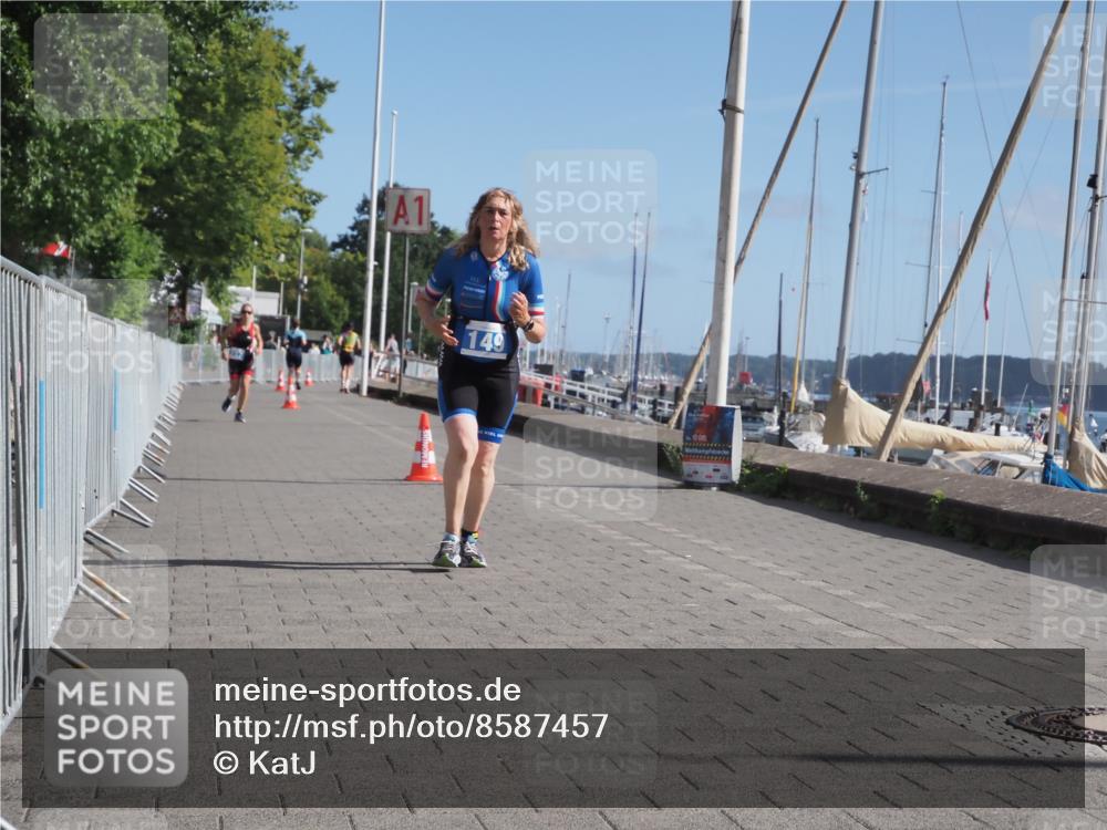 17.08.2025 - KN Förde Triathlon 2025 KatJ http://msf.ph/oto/8587457 17.08.2025 10:37:25 Laufen 149 meine-sportfotos.de