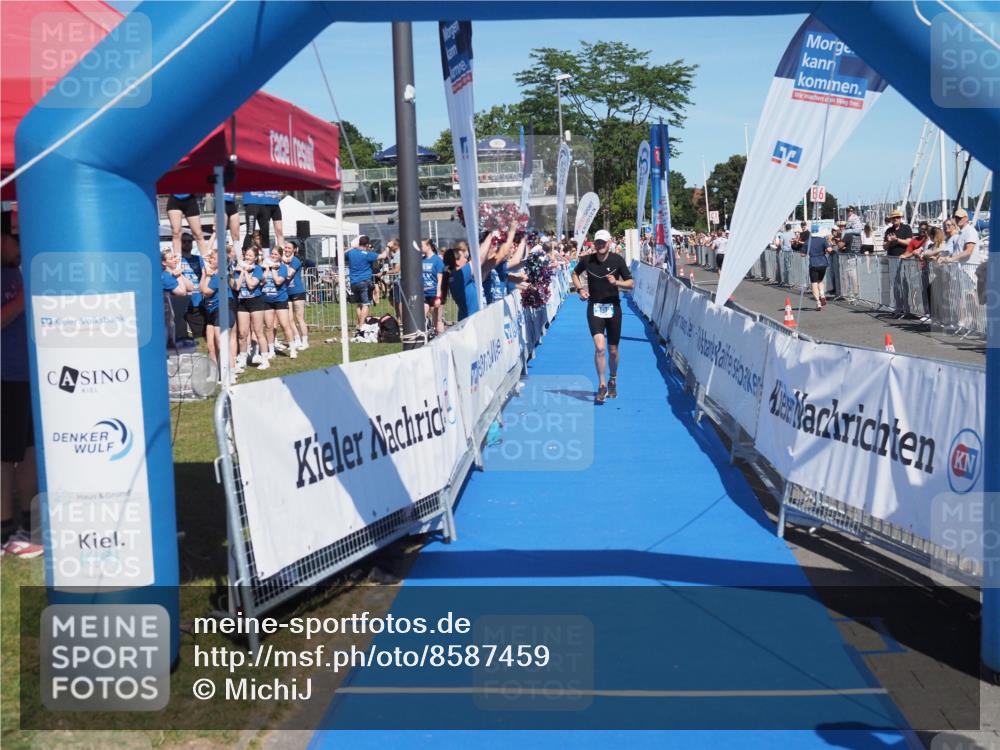 17.08.2025 - KN Förde Triathlon 2025 MichiJ http://msf.ph/oto/8587459 17.08.2025 13:42:03 Laufen 398 meine-sportfotos.de