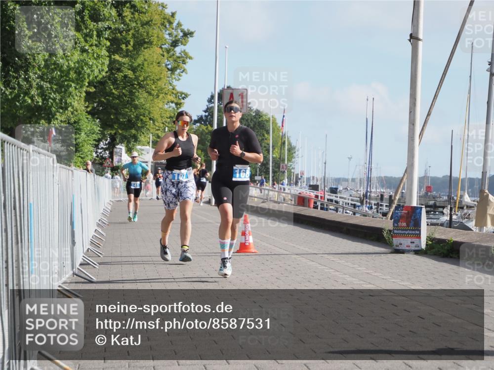 17.08.2025 - KN Förde Triathlon 2025 KatJ http://msf.ph/oto/8587531 17.08.2025 10:13:02 Laufen 107, 168 meine-sportfotos.de