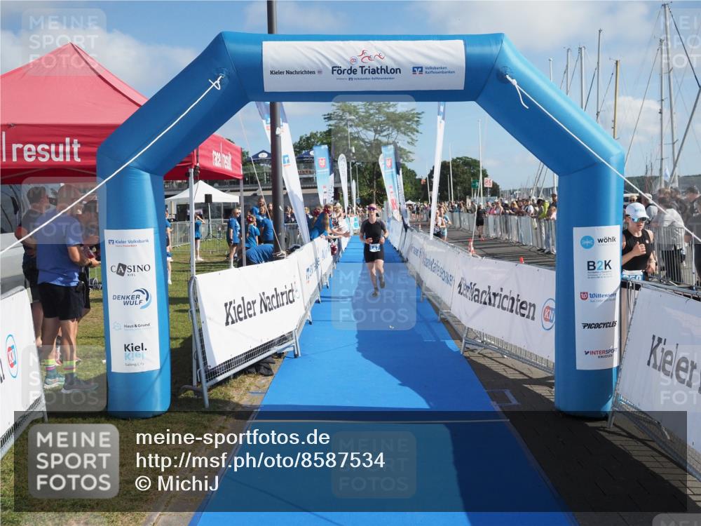 17.08.2025 - KN Förde Triathlon 2025 MichiJ http://msf.ph/oto/8587534 17.08.2025 10:27:51 Laufen 147 meine-sportfotos.de