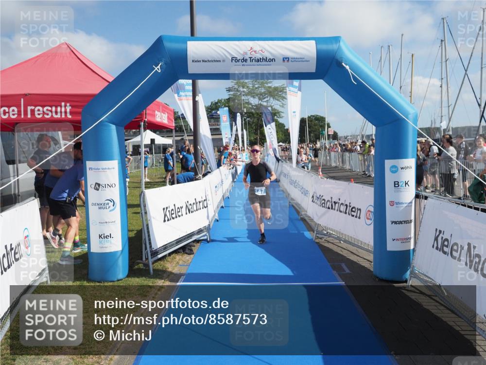 17.08.2025 - KN Förde Triathlon 2025 MichiJ http://msf.ph/oto/8587573 17.08.2025 10:27:53 Laufen 147 meine-sportfotos.de