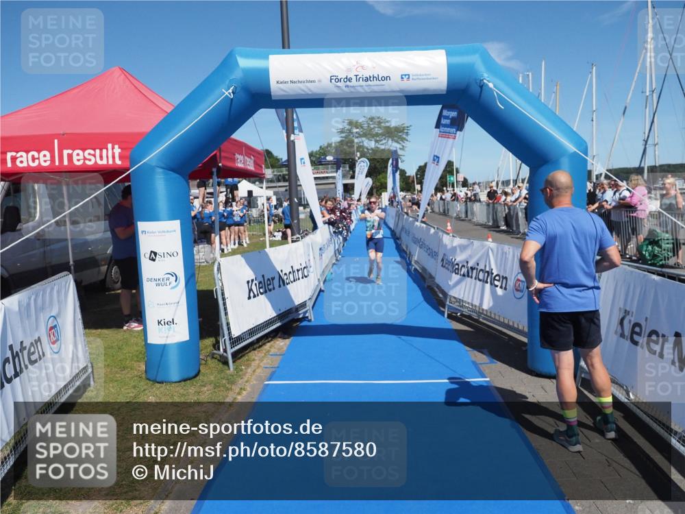 17.08.2025 - KN Förde Triathlon 2025 MichiJ http://msf.ph/oto/8587580 17.08.2025 13:42:15 Laufen 402 meine-sportfotos.de