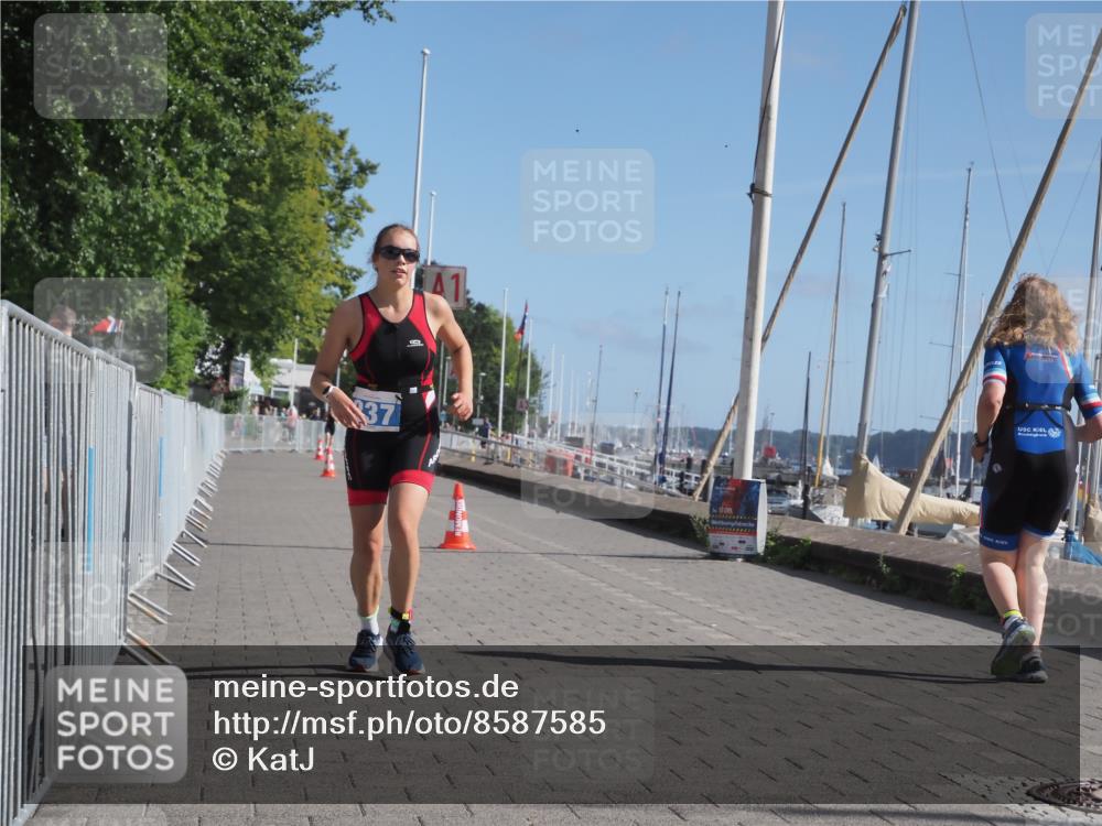 17.08.2025 - KN Förde Triathlon 2025 KatJ http://msf.ph/oto/8587585 17.08.2025 10:37:34 Laufen 237 meine-sportfotos.de