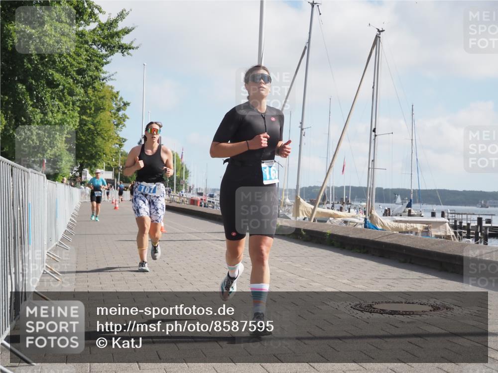 17.08.2025 - KN Förde Triathlon 2025 KatJ http://msf.ph/oto/8587595 17.08.2025 10:13:05 Laufen 107, 141, 168 meine-sportfotos.de