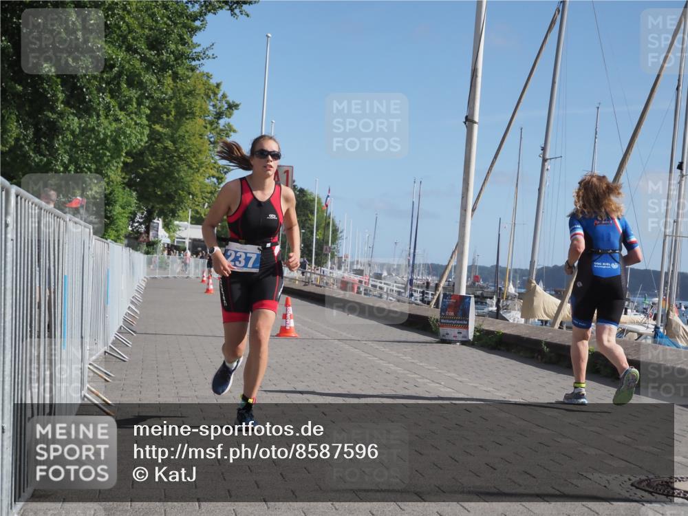 17.08.2025 - KN Förde Triathlon 2025 KatJ http://msf.ph/oto/8587596 17.08.2025 10:37:34 Laufen 237 meine-sportfotos.de