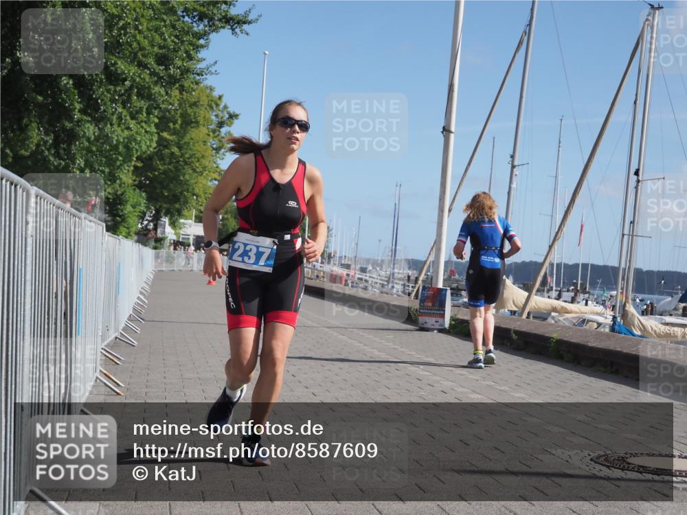 17.08.2025 - KN Förde Triathlon 2025 KatJ http://msf.ph/oto/8587609 17.08.2025 10:37:35 Laufen 237 meine-sportfotos.de