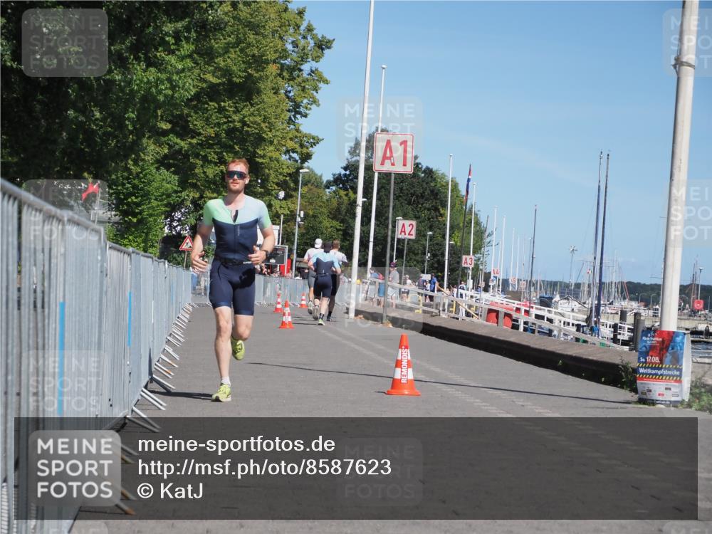 17.08.2025 - KN Förde Triathlon 2025 KatJ http://msf.ph/oto/8587623 17.08.2025 13:30:53 Laufen 434, 450 meine-sportfotos.de