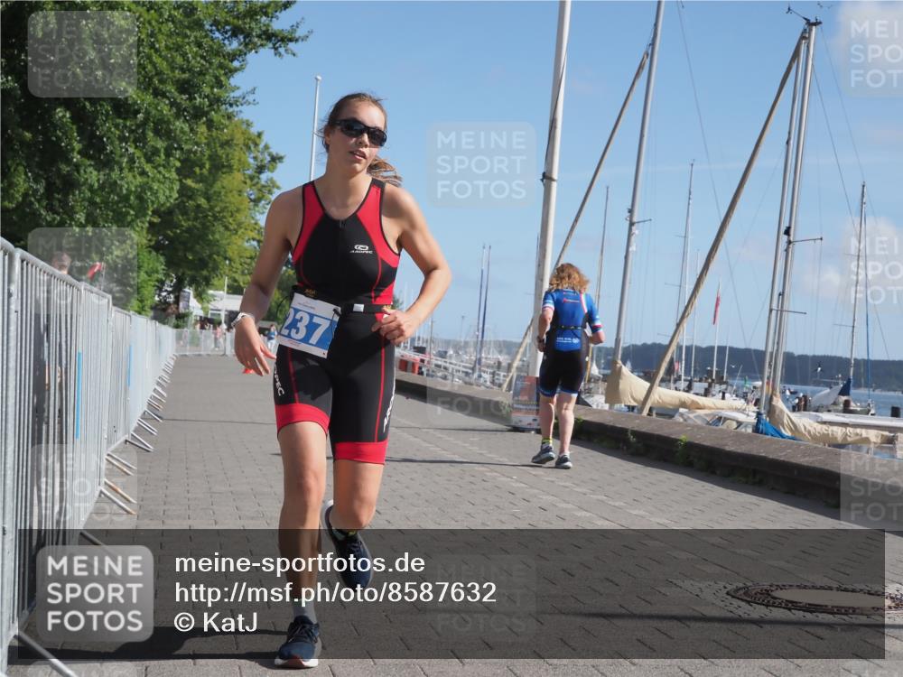 17.08.2025 - KN Förde Triathlon 2025 KatJ http://msf.ph/oto/8587632 17.08.2025 10:37:35 Laufen 237 meine-sportfotos.de