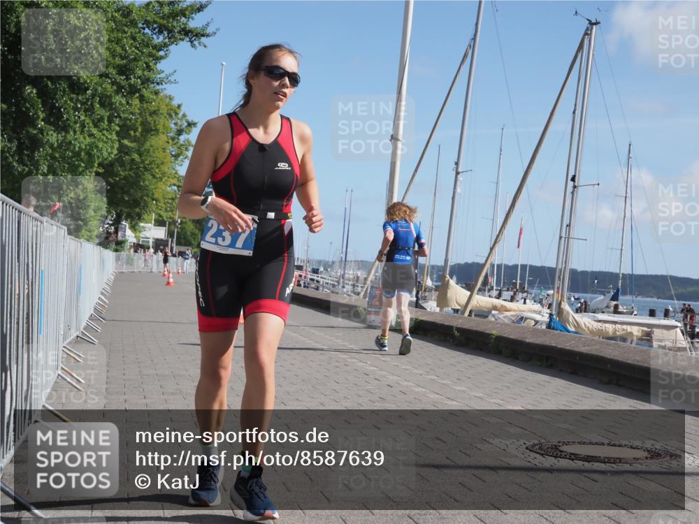 17.08.2025 - KN Förde Triathlon 2025 KatJ http://msf.ph/oto/8587639 17.08.2025 10:37:35 Laufen 237 meine-sportfotos.de