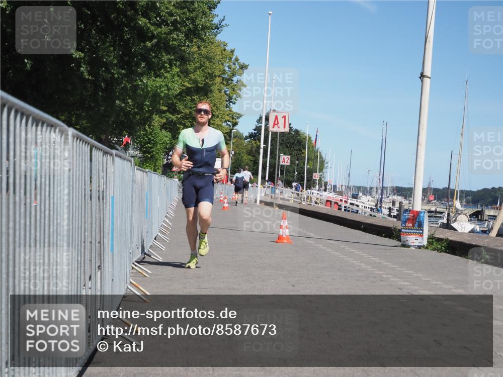 17.08.2025 - KN Förde Triathlon 2025 KatJ http://msf.ph/oto/8587673 17.08.2025 13:30:54 Laufen 434, 450 meine-sportfotos.de