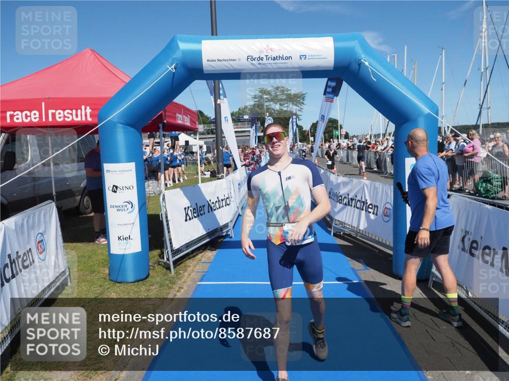 17.08.2025 - KN Förde Triathlon 2025 MichiJ http://msf.ph/oto/8587687 17.08.2025 13:42:17 Laufen 402 meine-sportfotos.de
