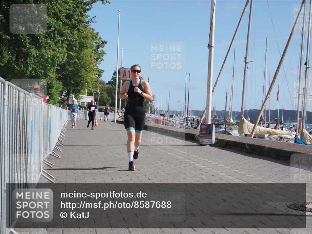 17.08.2025 - KN Förde Triathlon 2025 KatJ http://msf.ph/oto/8587688 17.08.2025 10:38:00 Laufen 174 meine-sportfotos.de