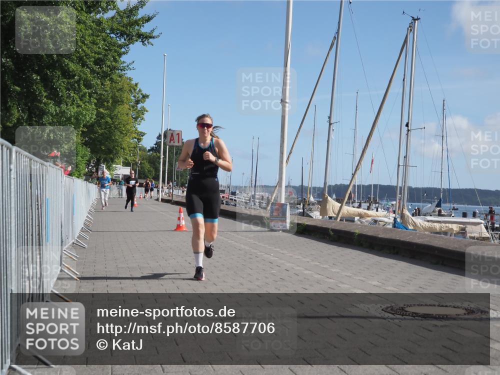 17.08.2025 - KN Förde Triathlon 2025 KatJ http://msf.ph/oto/8587706 17.08.2025 10:38:00 Laufen 174 meine-sportfotos.de