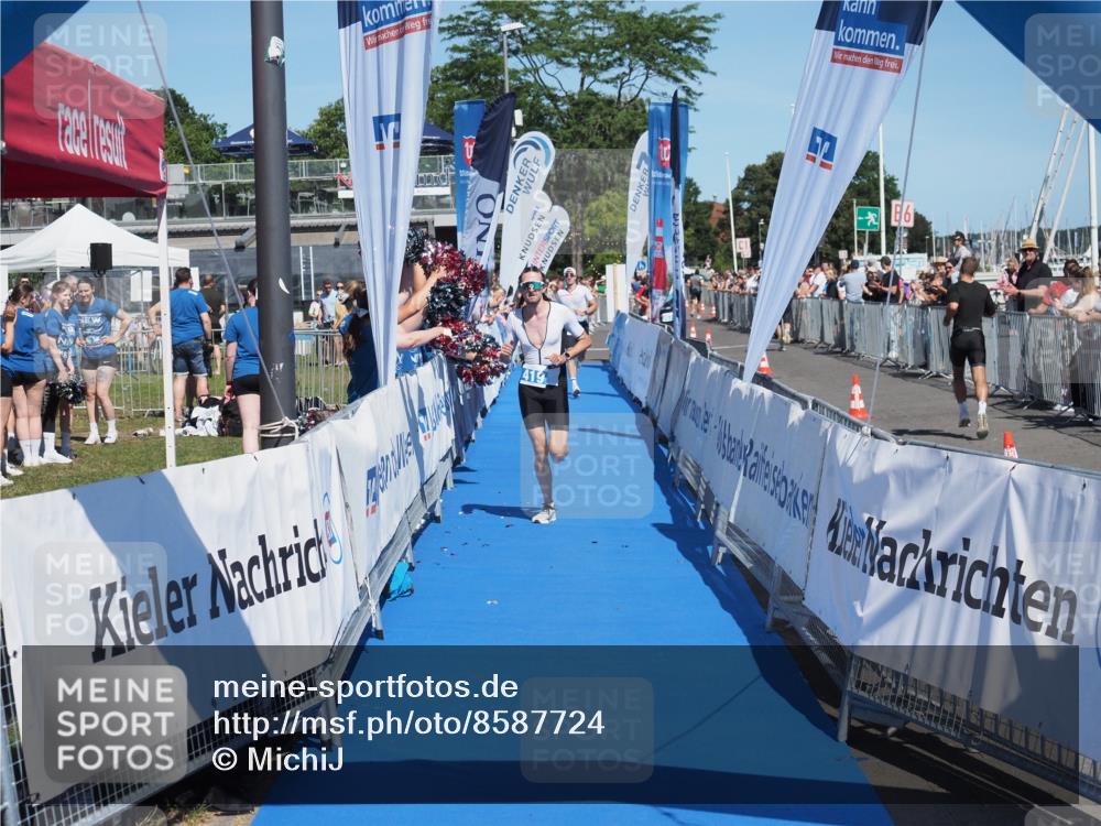 17.08.2025 - KN Förde Triathlon 2025 MichiJ http://msf.ph/oto/8587724 17.08.2025 13:42:38 Laufen 419 meine-sportfotos.de