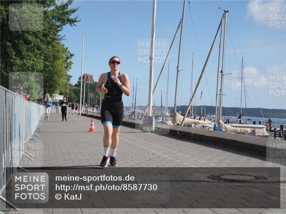 17.08.2025 - KN Förde Triathlon 2025 KatJ http://msf.ph/oto/8587730 17.08.2025 10:38:01 Laufen 174 meine-sportfotos.de