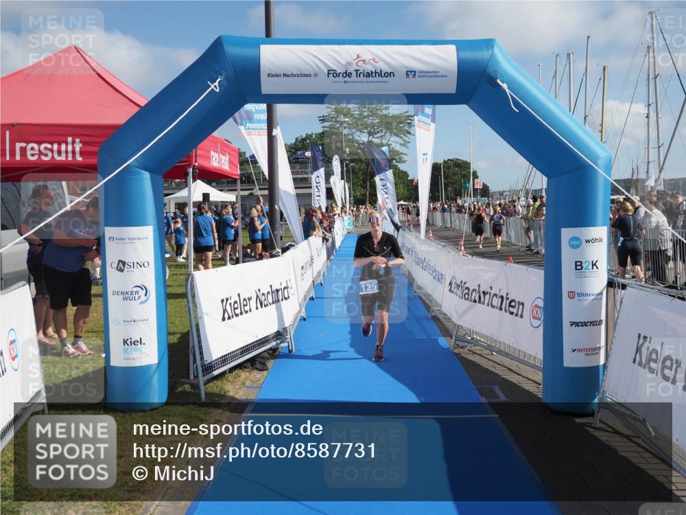 17.08.2025 - KN Förde Triathlon 2025 MichiJ http://msf.ph/oto/8587731 17.08.2025 10:28:00 Laufen 125 meine-sportfotos.de