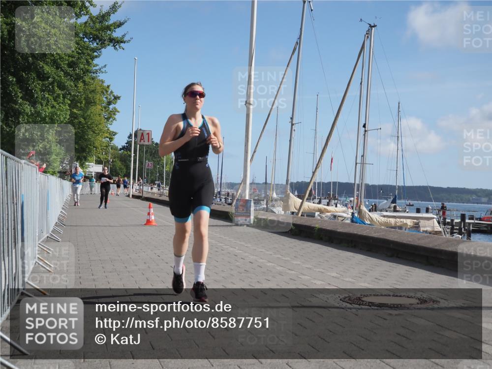 17.08.2025 - KN Förde Triathlon 2025 KatJ http://msf.ph/oto/8587751 17.08.2025 10:38:01 Laufen 174 meine-sportfotos.de