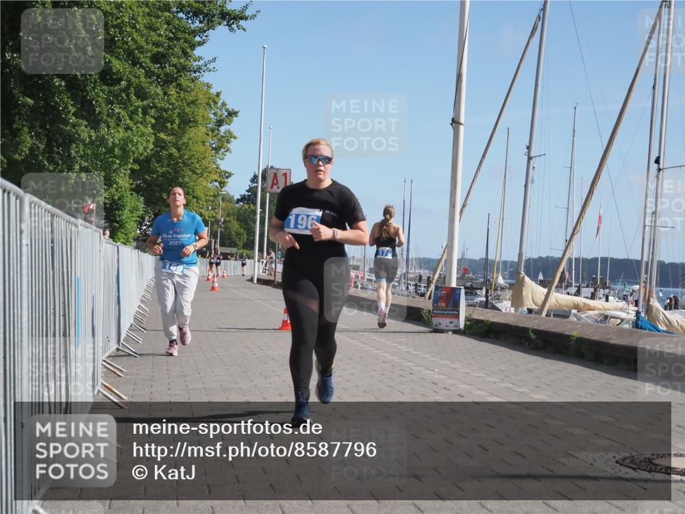 17.08.2025 - KN Förde Triathlon 2025 KatJ http://msf.ph/oto/8587796 17.08.2025 10:38:11 Laufen 169, 196 meine-sportfotos.de