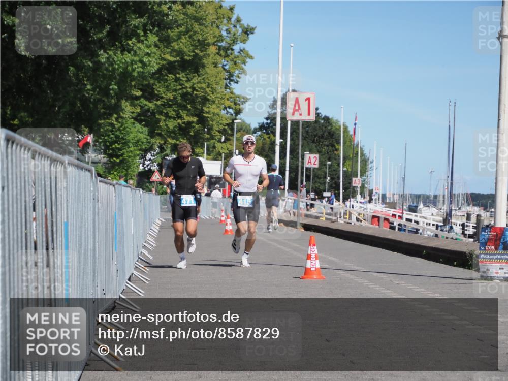 17.08.2025 - KN Förde Triathlon 2025 KatJ http://msf.ph/oto/8587829 17.08.2025 13:31:27 Laufen 415, 471 meine-sportfotos.de