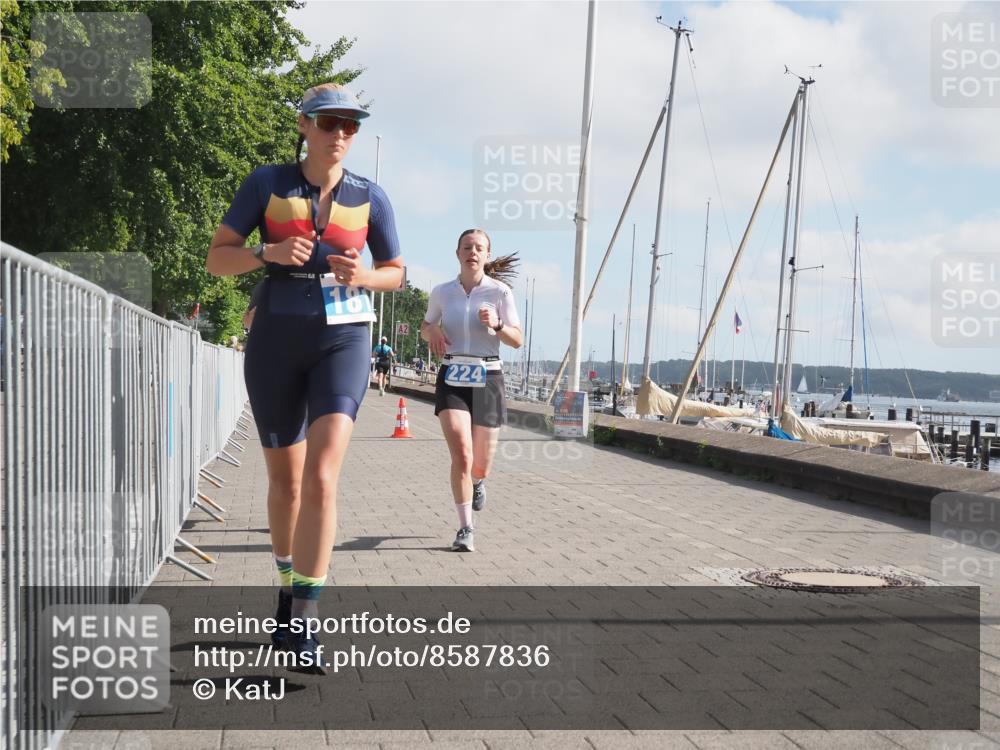 17.08.2025 - KN Förde Triathlon 2025 KatJ http://msf.ph/oto/8587836 17.08.2025 10:13:30 Laufen 161, 181, 224 meine-sportfotos.de