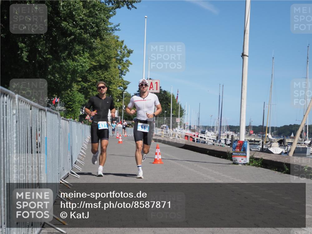 17.08.2025 - KN Förde Triathlon 2025 KatJ http://msf.ph/oto/8587871 17.08.2025 13:31:30 Laufen 415, 471 meine-sportfotos.de