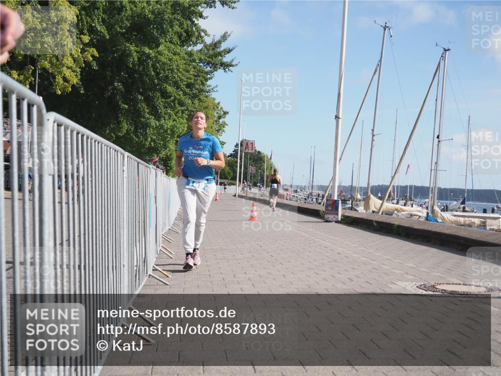 17.08.2025 - KN Förde Triathlon 2025 KatJ http://msf.ph/oto/8587893 17.08.2025 10:38:14 Laufen 169, 196 meine-sportfotos.de