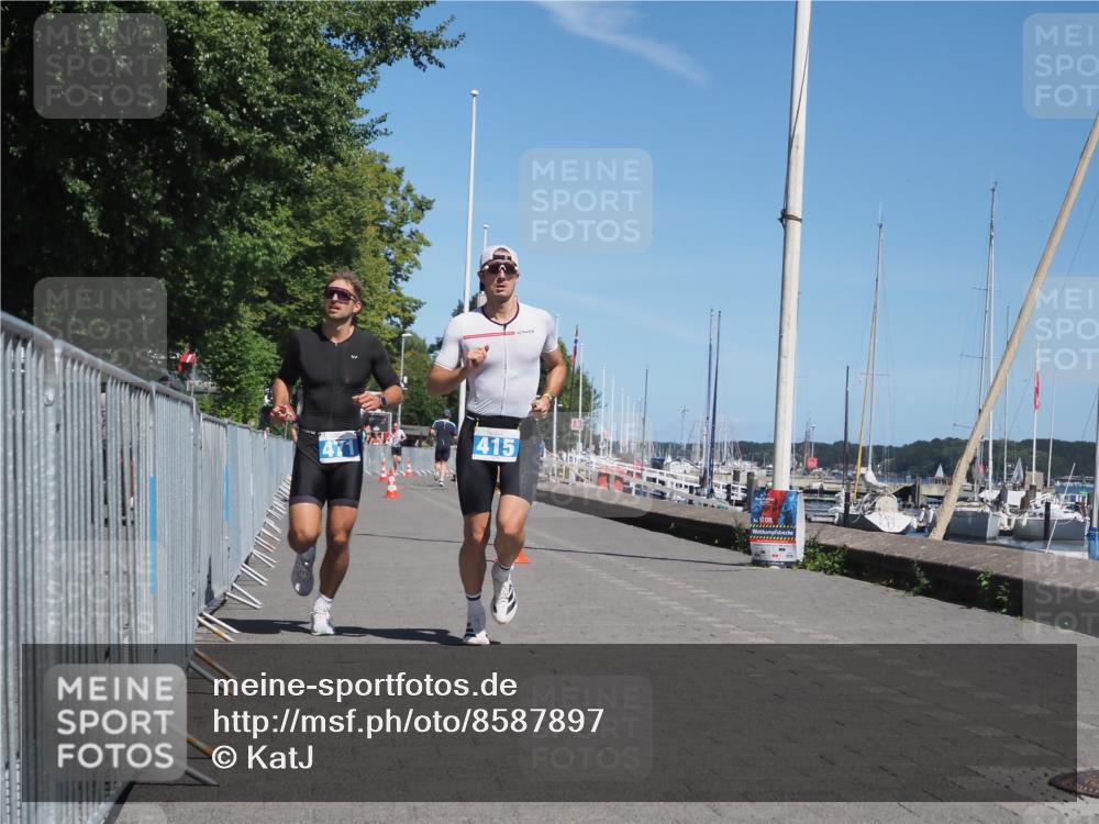 17.08.2025 - KN Förde Triathlon 2025 KatJ http://msf.ph/oto/8587897 17.08.2025 13:31:31 Laufen 415, 446, 471 meine-sportfotos.de
