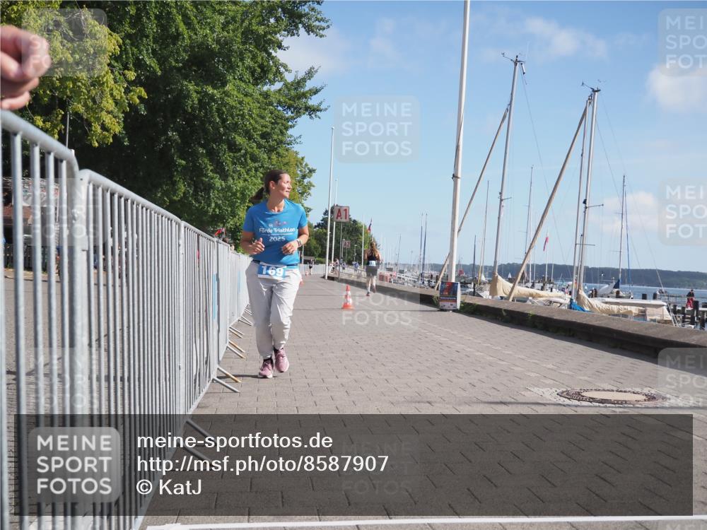 17.08.2025 - KN Förde Triathlon 2025 KatJ http://msf.ph/oto/8587907 17.08.2025 10:38:14 Laufen 169, 196 meine-sportfotos.de