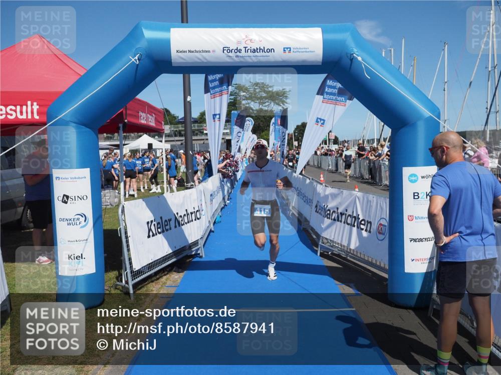17.08.2025 - KN Förde Triathlon 2025 MichiJ http://msf.ph/oto/8587941 17.08.2025 13:42:43 Laufen 415, 419 meine-sportfotos.de
