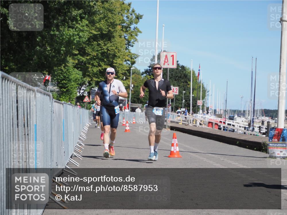 17.08.2025 - KN Förde Triathlon 2025 KatJ http://msf.ph/oto/8587953 17.08.2025 13:31:37 Laufen 417, 437, 446 meine-sportfotos.de