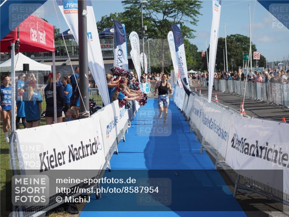 17.08.2025 - KN Förde Triathlon 2025 MichiJ http://msf.ph/oto/8587954 17.08.2025 10:28:44 Laufen 107 meine-sportfotos.de