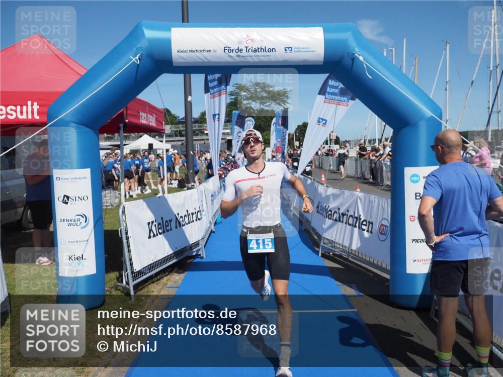 17.08.2025 - KN Förde Triathlon 2025 MichiJ http://msf.ph/oto/8587968 17.08.2025 13:42:44 Laufen 415, 419 meine-sportfotos.de