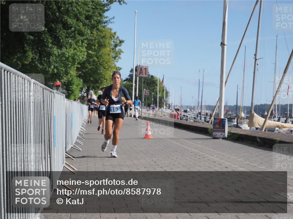 17.08.2025 - KN Förde Triathlon 2025 KatJ http://msf.ph/oto/8587978 17.08.2025 10:38:38 Laufen 163, 176 meine-sportfotos.de