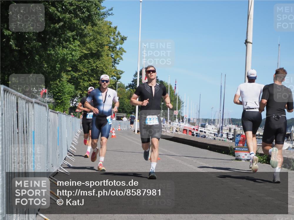 17.08.2025 - KN Förde Triathlon 2025 KatJ http://msf.ph/oto/8587981 17.08.2025 13:31:38 Laufen 417, 437, 446 meine-sportfotos.de