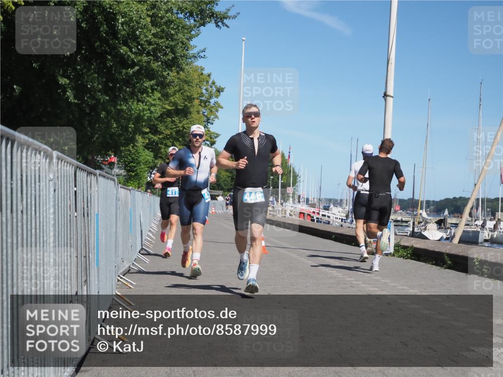17.08.2025 - KN Förde Triathlon 2025 KatJ http://msf.ph/oto/8587999 17.08.2025 13:31:39 Laufen 417, 437, 446 meine-sportfotos.de