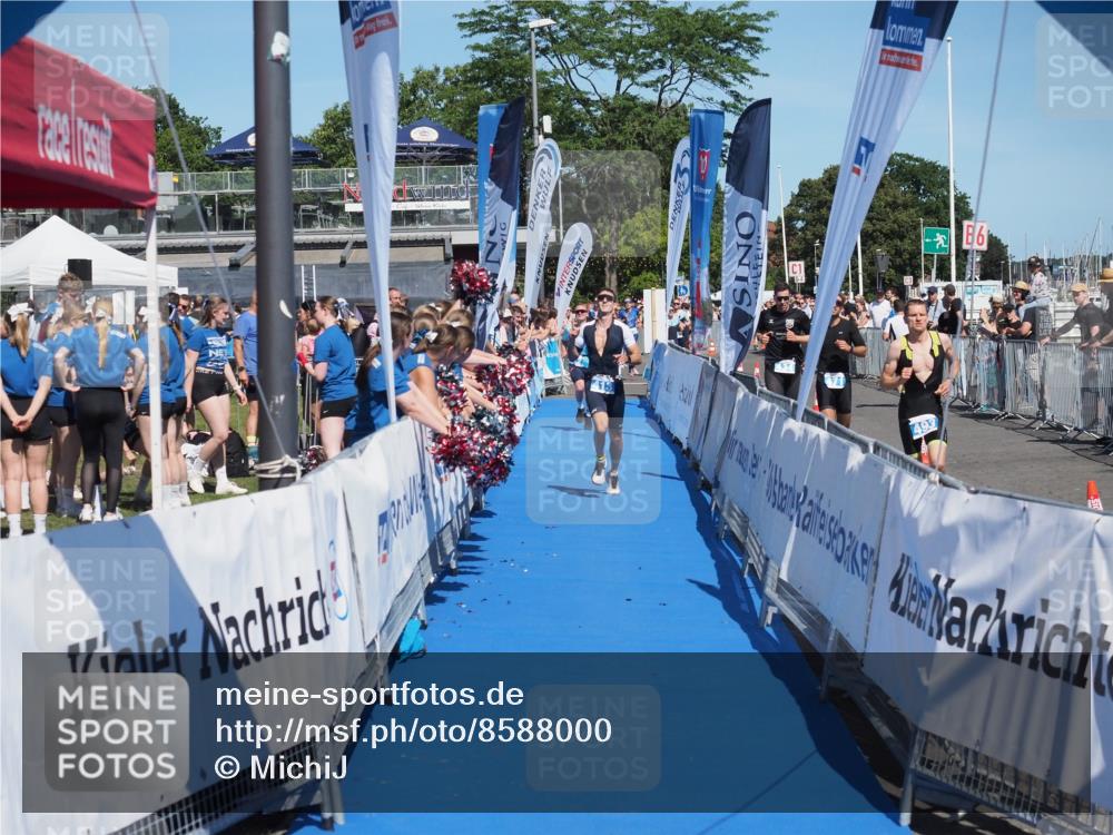 17.08.2025 - KN Förde Triathlon 2025 MichiJ http://msf.ph/oto/8588000 17.08.2025 13:44:18 Laufen 413 meine-sportfotos.de