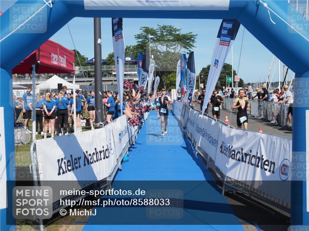 17.08.2025 - KN Förde Triathlon 2025 MichiJ http://msf.ph/oto/8588033 17.08.2025 13:44:19 Laufen 413 meine-sportfotos.de