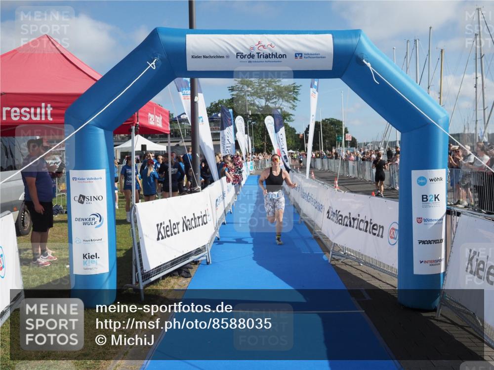 17.08.2025 - KN Förde Triathlon 2025 MichiJ http://msf.ph/oto/8588035 17.08.2025 10:28:47 Laufen 107 meine-sportfotos.de