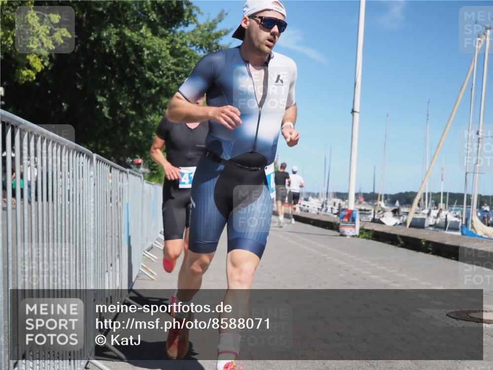 17.08.2025 - KN Förde Triathlon 2025 KatJ http://msf.ph/oto/8588071 17.08.2025 13:31:42 Laufen 417, 419, 422, 437, 446 meine-sportfotos.de