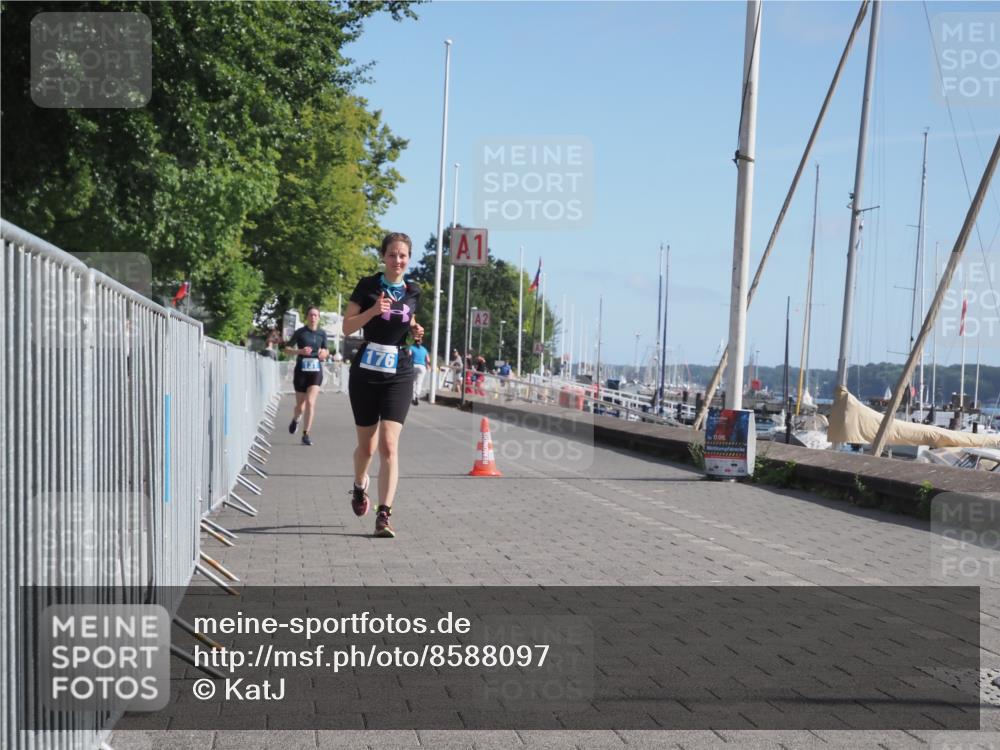 17.08.2025 - KN Förde Triathlon 2025 KatJ http://msf.ph/oto/8588097 17.08.2025 10:38:42 Laufen 131, 163, 176 meine-sportfotos.de
