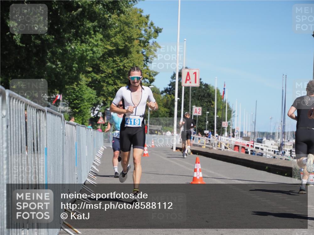 17.08.2025 - KN Förde Triathlon 2025 KatJ http://msf.ph/oto/8588112 17.08.2025 13:31:47 Laufen 419, 422 meine-sportfotos.de