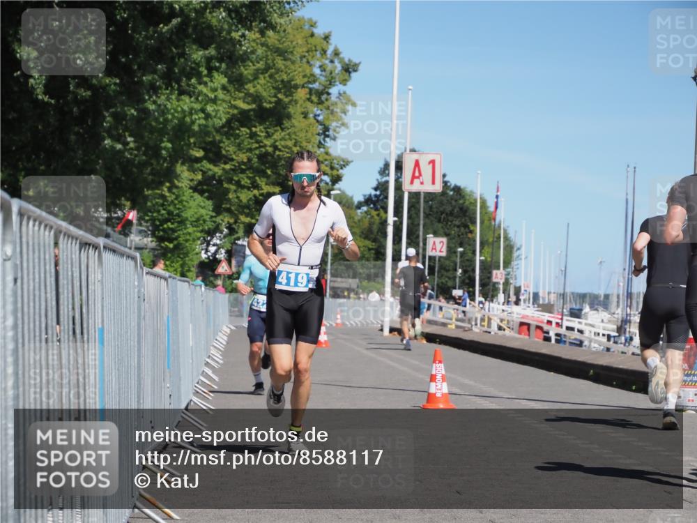 17.08.2025 - KN Förde Triathlon 2025 KatJ http://msf.ph/oto/8588117 17.08.2025 13:31:47 Laufen 419, 422 meine-sportfotos.de