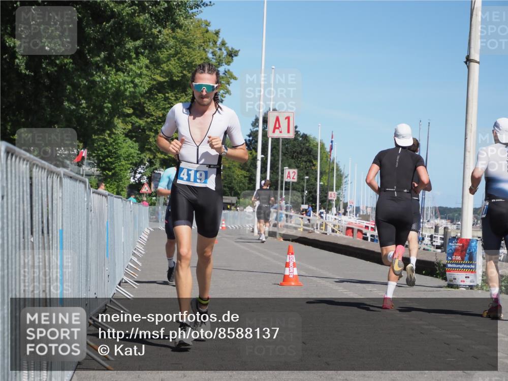 17.08.2025 - KN Förde Triathlon 2025 KatJ http://msf.ph/oto/8588137 17.08.2025 13:31:48 Laufen 419, 422 meine-sportfotos.de