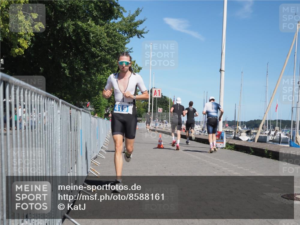 17.08.2025 - KN Förde Triathlon 2025 KatJ http://msf.ph/oto/8588161 17.08.2025 13:31:48 Laufen 419, 422 meine-sportfotos.de