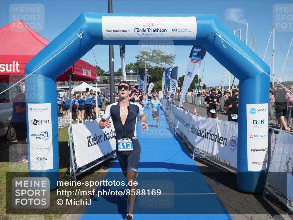 17.08.2025 - KN Förde Triathlon 2025 MichiJ http://msf.ph/oto/8588169 17.08.2025 13:44:22 Laufen 413, 422 meine-sportfotos.de