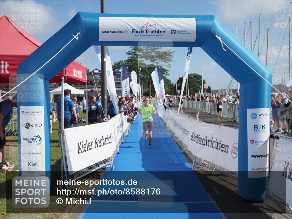 17.08.2025 - KN Förde Triathlon 2025 MichiJ http://msf.ph/oto/8588176 17.08.2025 10:29:11 Laufen 187 meine-sportfotos.de
