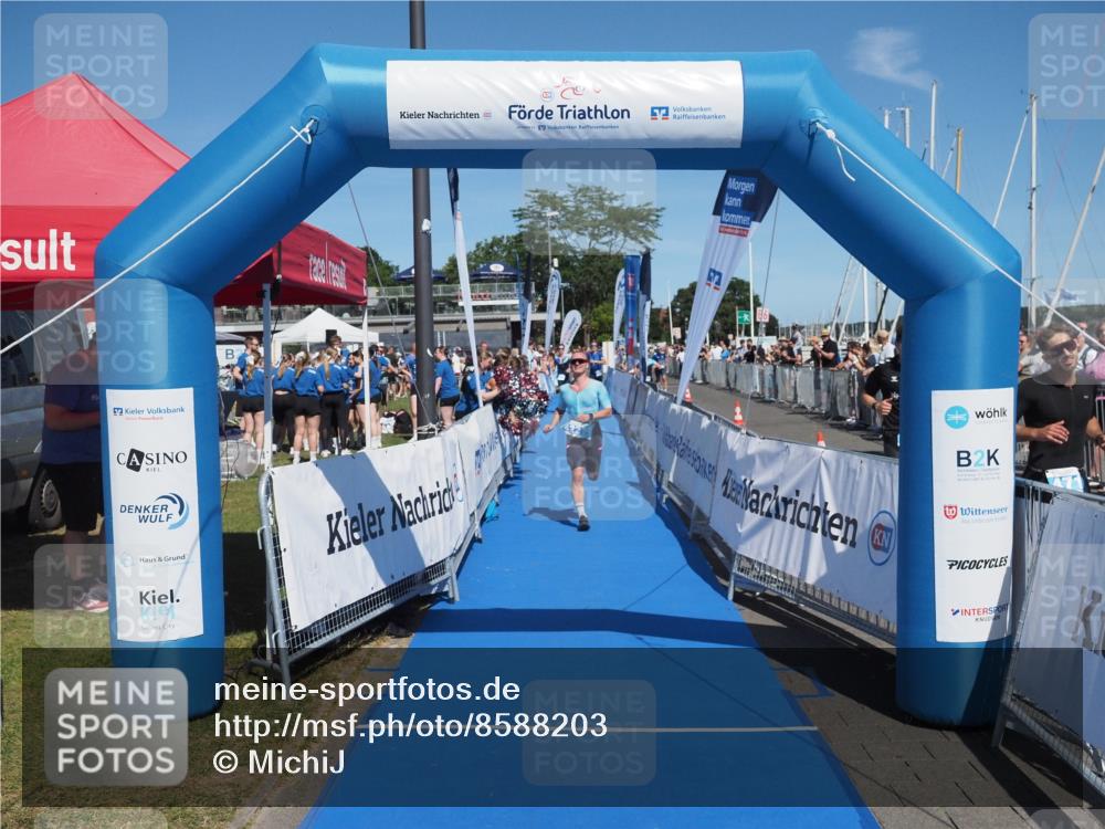 17.08.2025 - KN Förde Triathlon 2025 MichiJ http://msf.ph/oto/8588203 17.08.2025 13:44:23 Laufen 413, 422, 433 meine-sportfotos.de