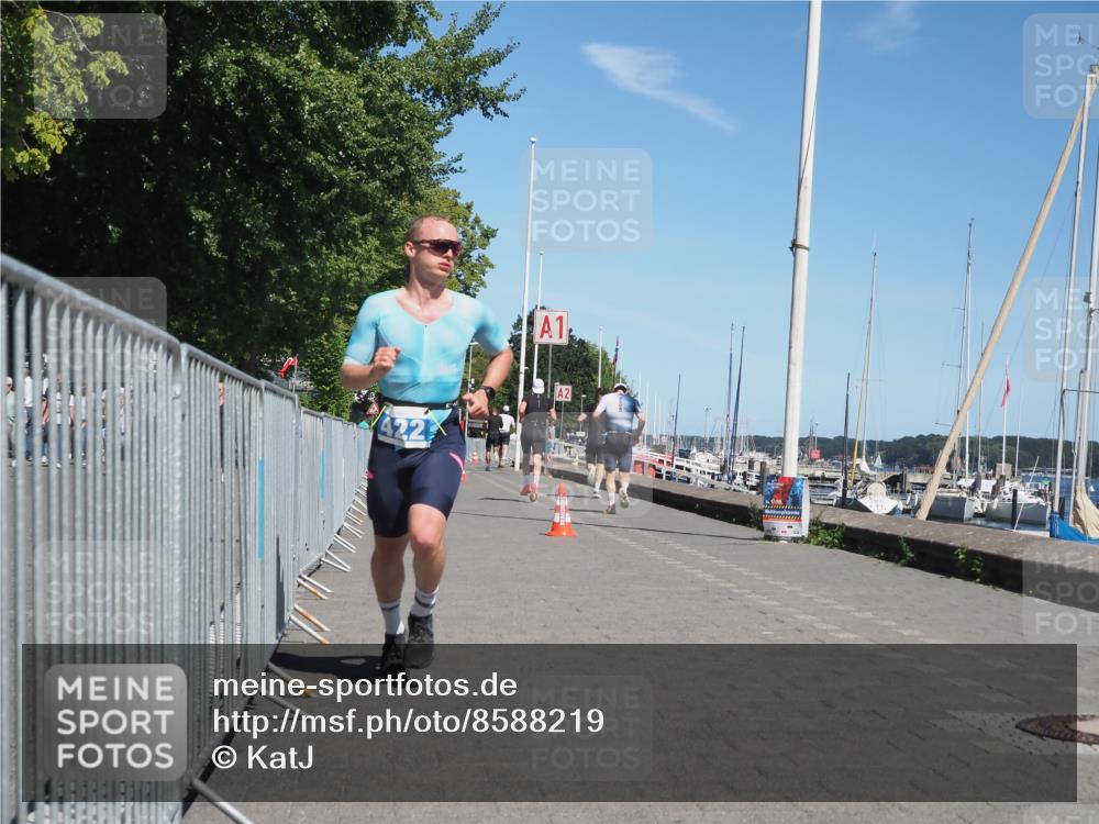 17.08.2025 - KN Förde Triathlon 2025 KatJ http://msf.ph/oto/8588219 17.08.2025 13:31:51 Laufen 419, 422 meine-sportfotos.de
