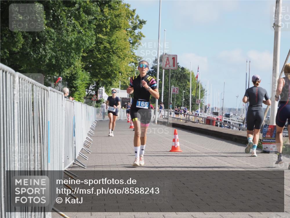 17.08.2025 - KN Förde Triathlon 2025 KatJ http://msf.ph/oto/8588243 17.08.2025 10:14:17 Laufen 166, 202 meine-sportfotos.de